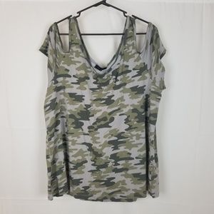 Women's New Look Shirt Plus 24 Cold Shoulder Camo